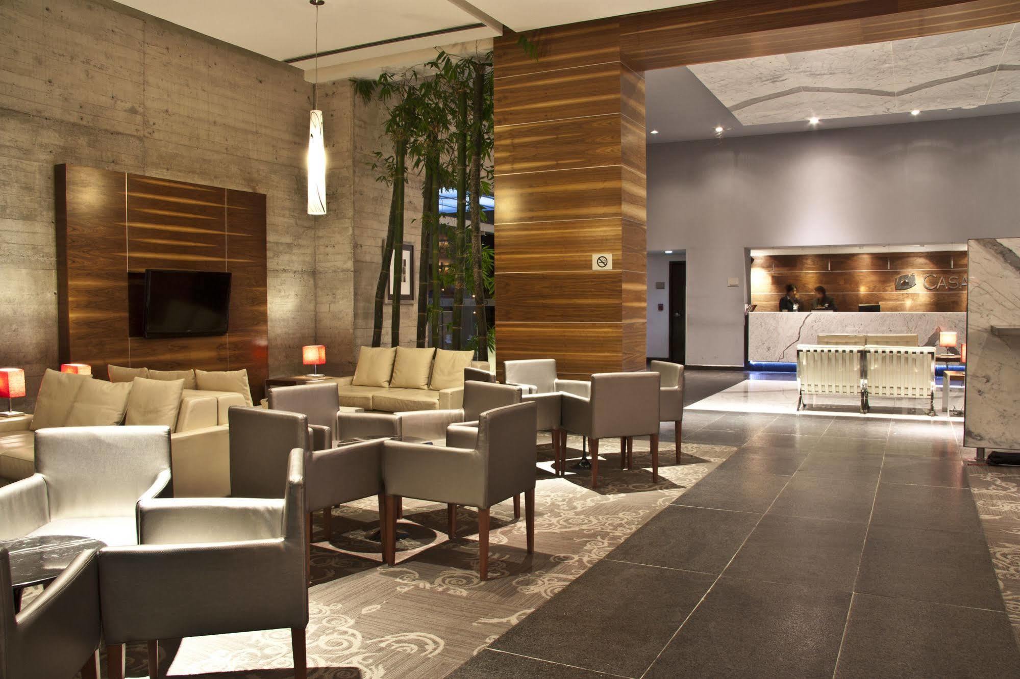 Casa Inn Premium Hotel 케레타로 외부 사진 The lounge at the airport